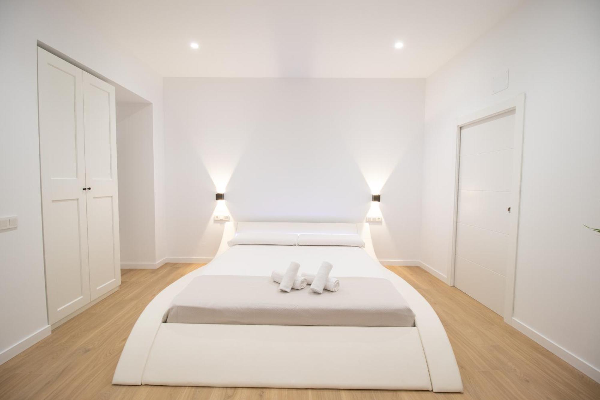 Bedtime Suites By Concept Flats Valensiya Dış mekan fotoğraf